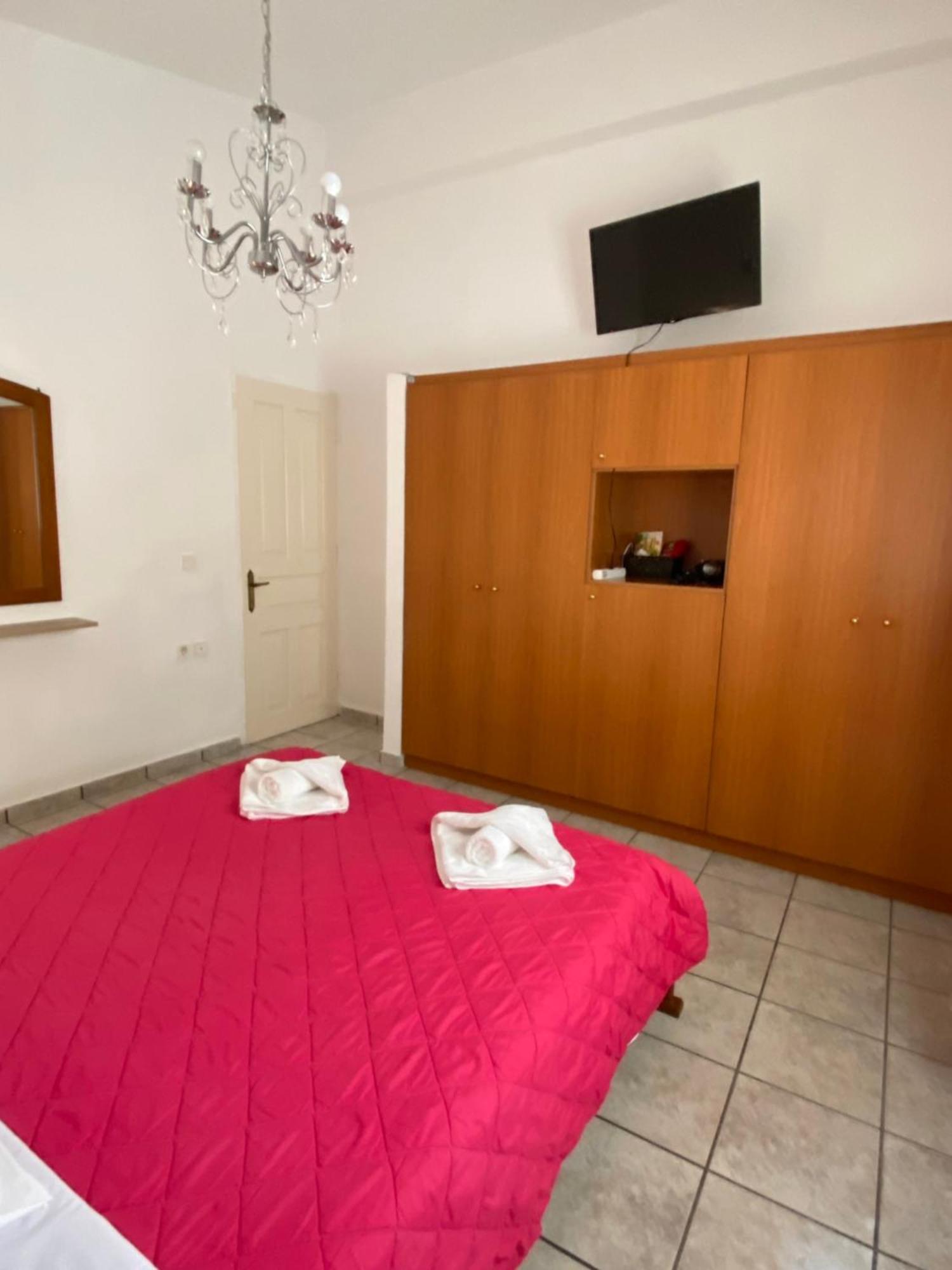 Longós Aronis Spyros Panoramic Seaview Apartments חדר תמונה