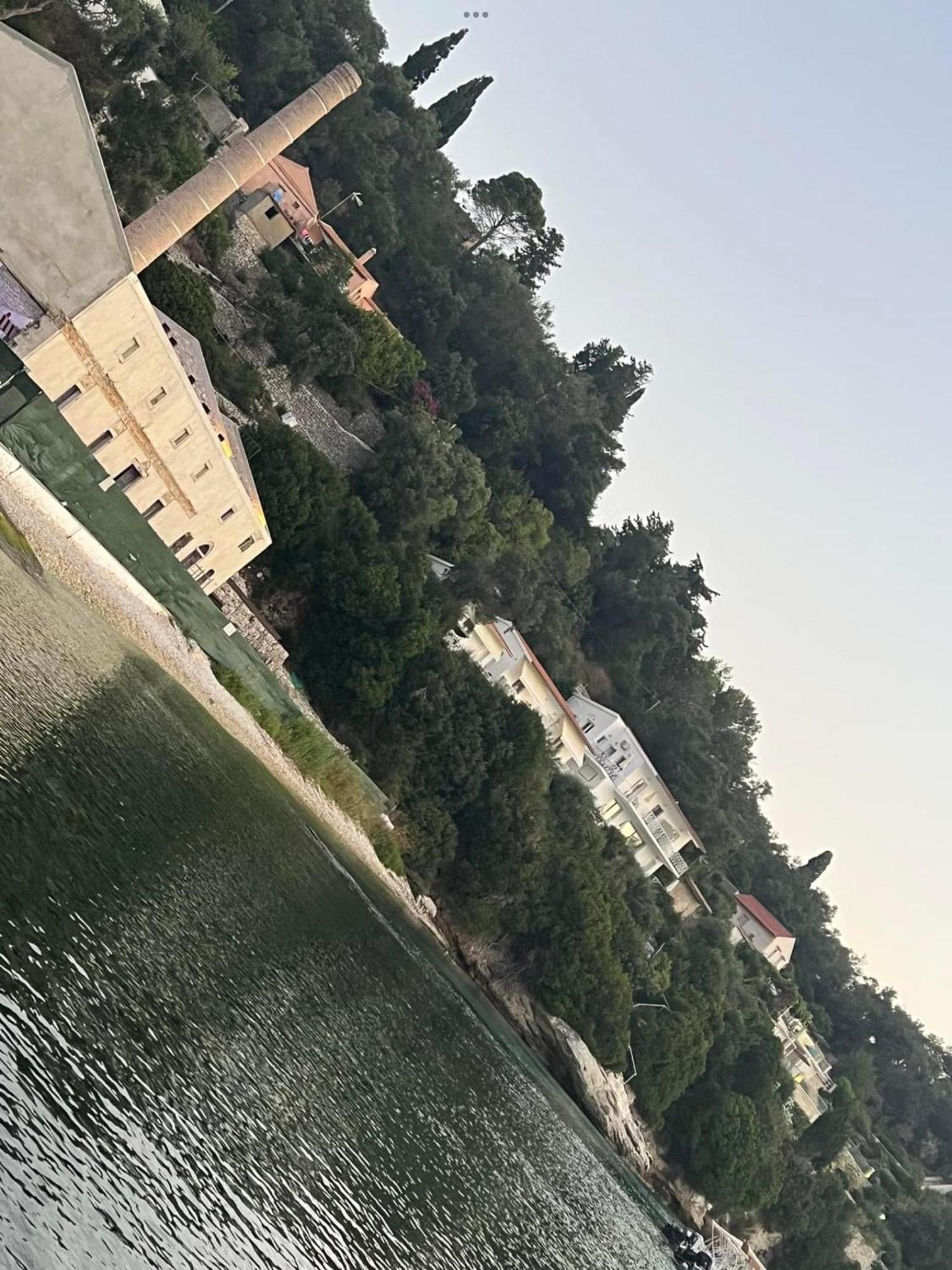 Longós Aronis Spyros Panoramic Seaview Apartments מראה חיצוני תמונה
