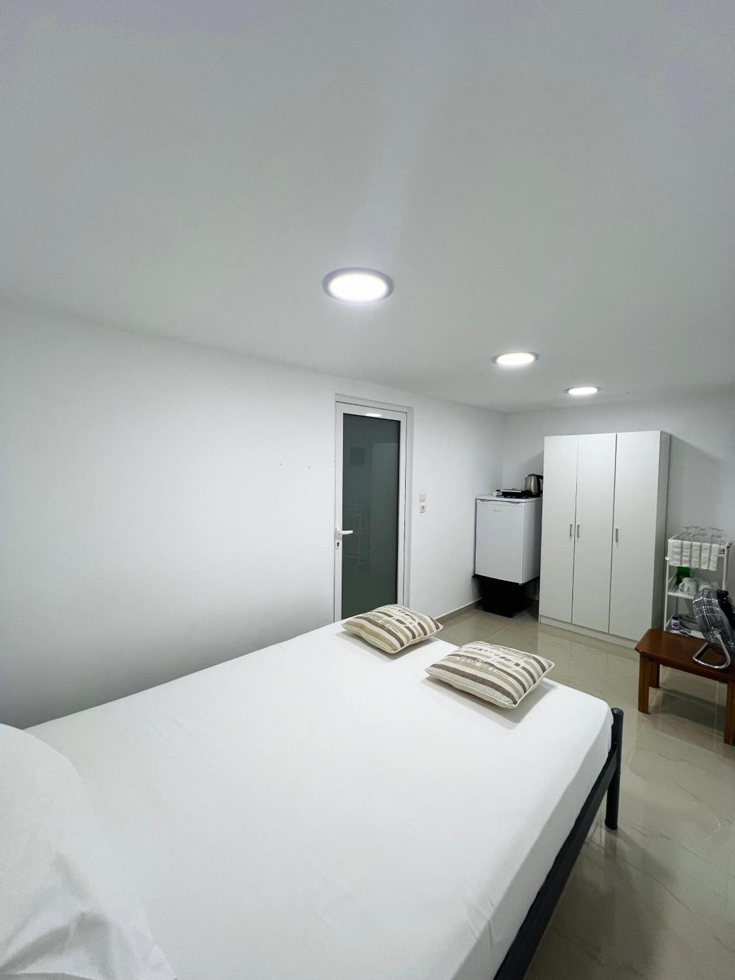 Longós Aronis Spyros Panoramic Seaview Apartments חדר תמונה